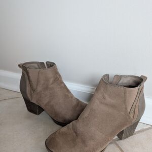 Faded Glory Brown Heeled Ankle Boots